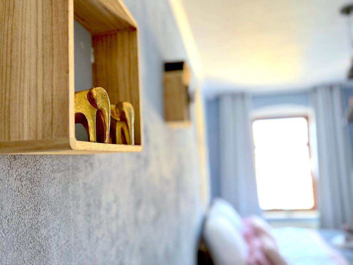 Elbling Apartment Mit Terrasse - Netflix - Parkplatz - Weinbergblick Meißen Kültér fotó