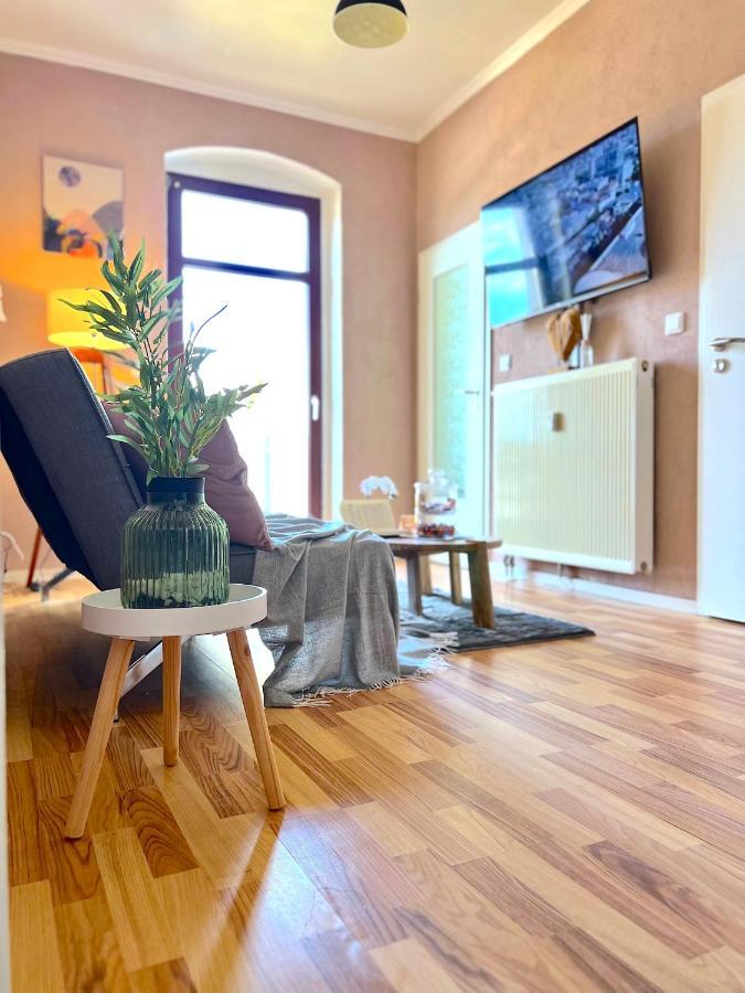 Elbling Apartment Mit Terrasse - Netflix - Parkplatz - Weinbergblick Meißen Kültér fotó