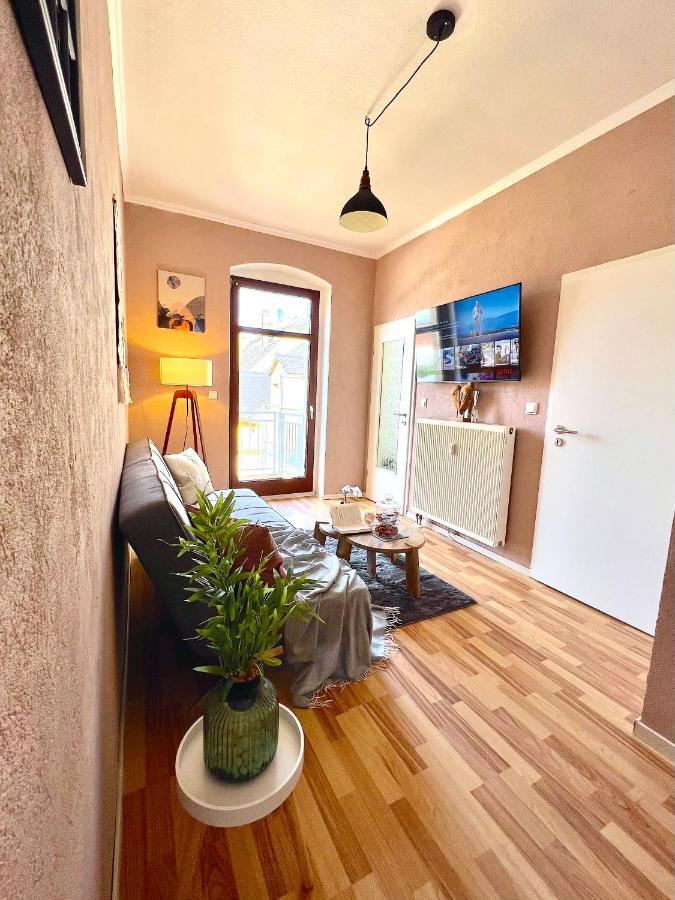 Elbling Apartment Mit Terrasse - Netflix - Parkplatz - Weinbergblick Meißen Kültér fotó